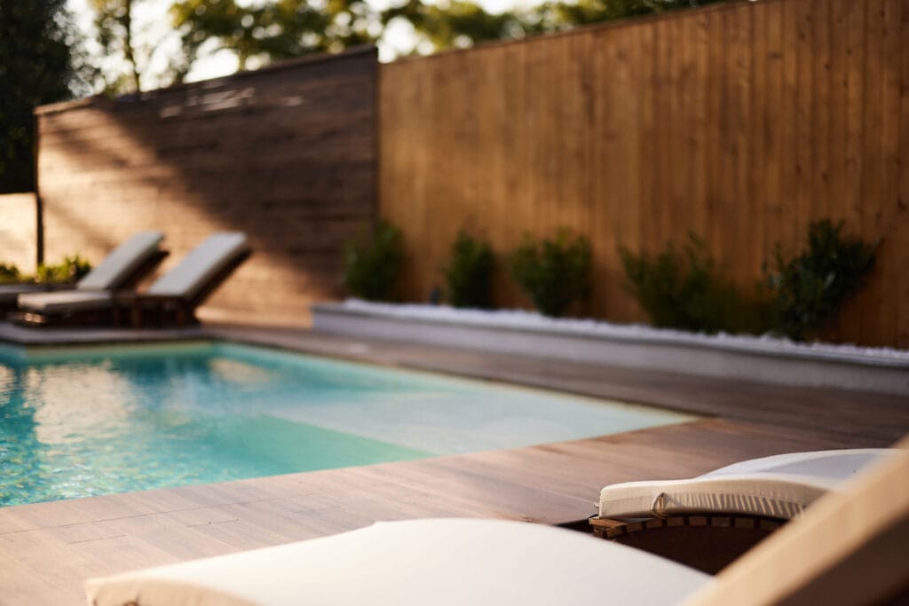 Bygga pool