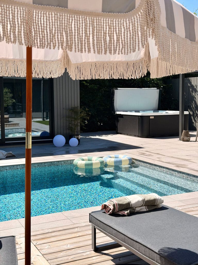 Pooldrömmen i Vallentuna